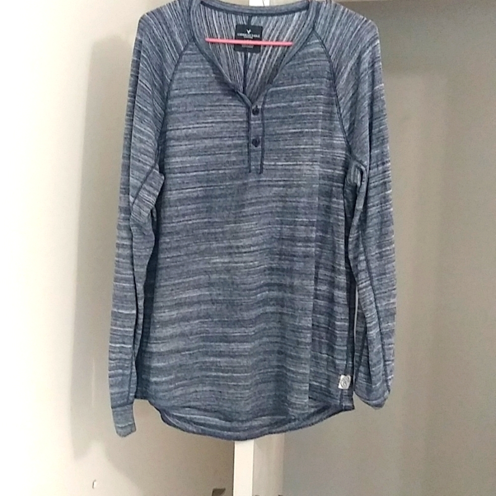 Long sleeve white and blue American Eagle shirts